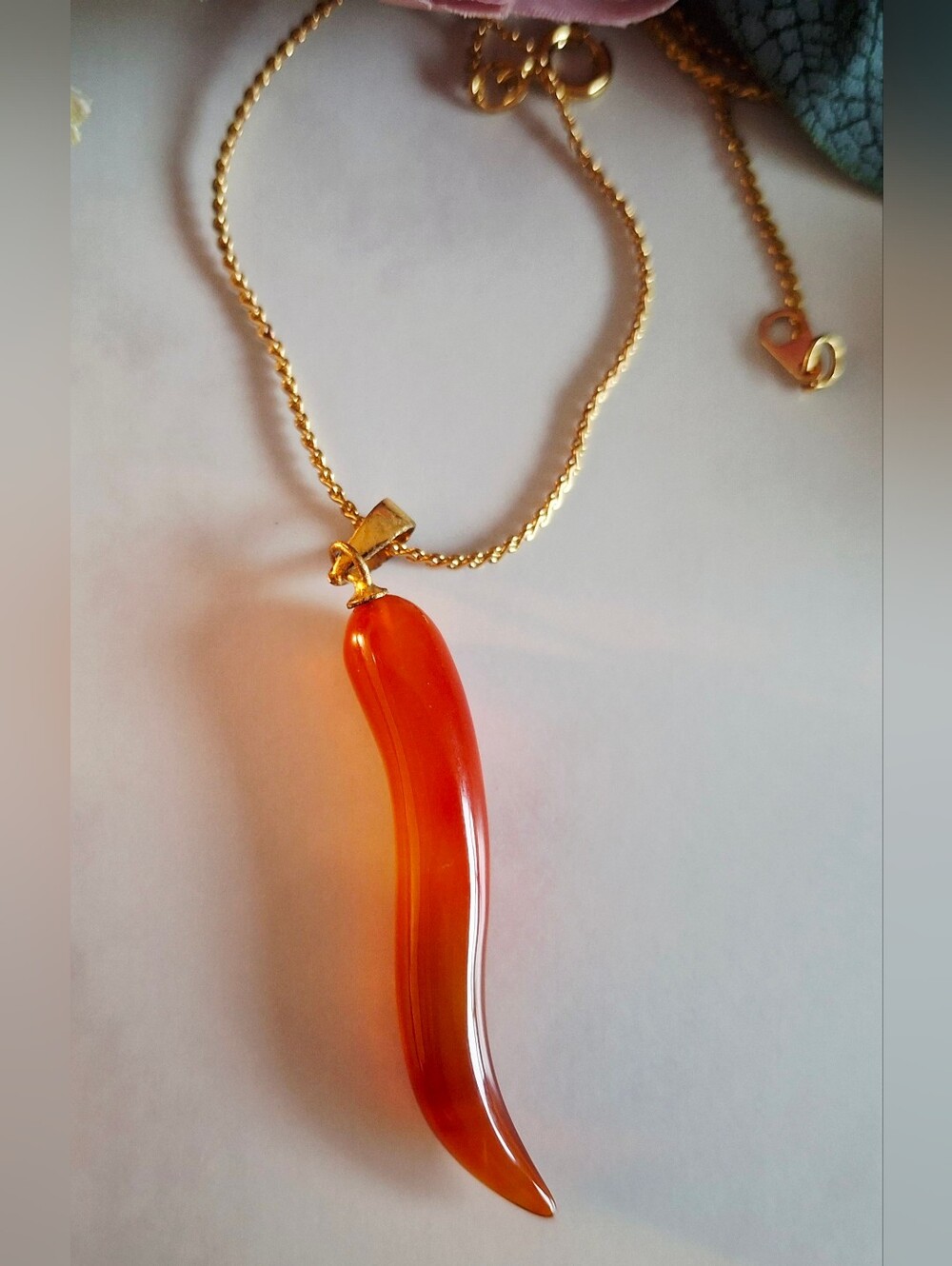 Vintage 80s ✨️🌶Lucky Red Jade Horn Amulet/Pendant Necklace